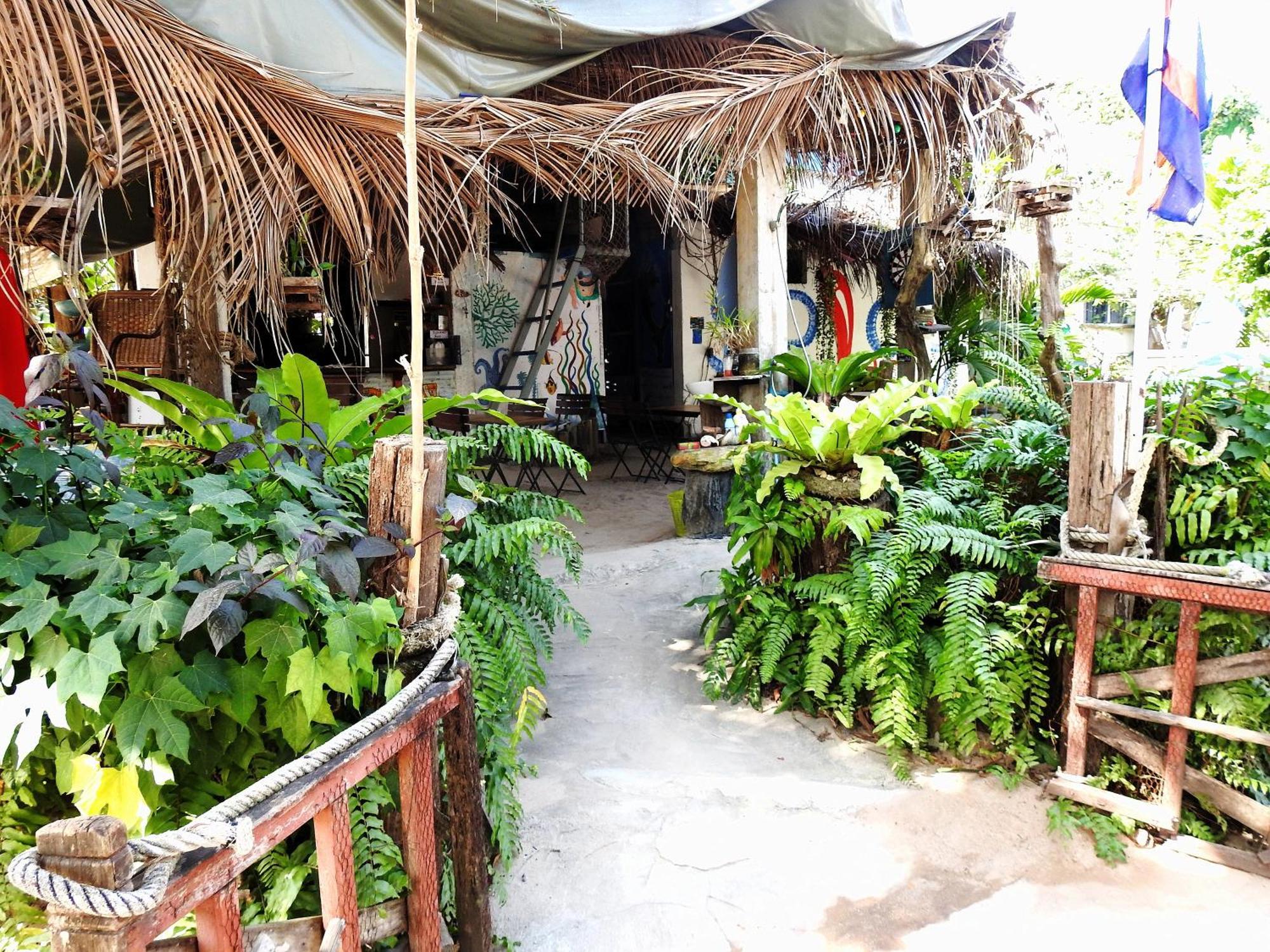 Spicy23 - M' Pai Bay Hostel Sihanoukville Exterior photo